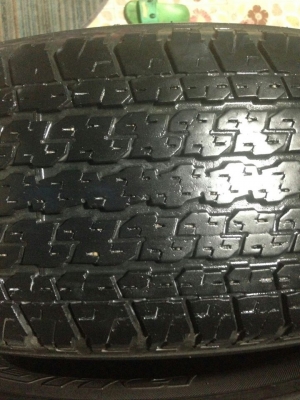 ขายยางบริดจสโตน 255/65R17 ปี13 4000 ขายยางบริดจสโตน 255/65R17 ปี13 4000