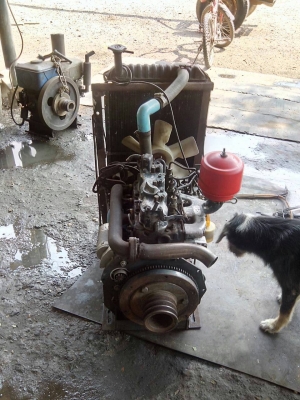 เครื่องสูบน้ำ 3 สูบ 23 แรง พร้อมใช้งาน