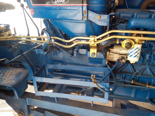 รถสวยมาแล้วคับ ฟอร์ด 6610  / 2  เพลา   คานหน้าคาราโด  พร้อมใช้งาน   เอกสารอินวอยร์