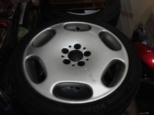 ขาย MAG CARLSSON แท้ขอบ18 พร้อมยาง 235/40/18 15000 บาท