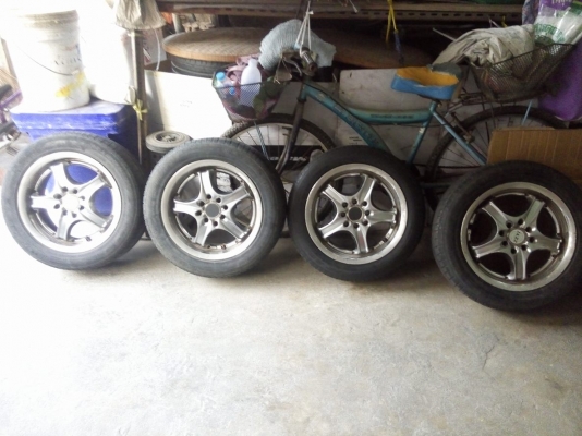 แม็ก 15 พร้อมยาง 4 รู 100 และ 114 ราคา 4900