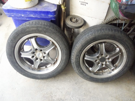 แม็ก 15 พร้อมยาง 4 รู 100 และ 114 ราคา 4900 แม็ก 15 พร้อมยาง 4 รู 100 และ 114 ราคา 4900