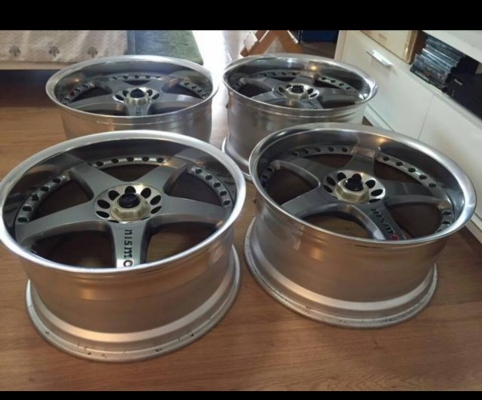 ขายล้อ NISMO gt 3 R 18 หน้า 9หลัง10 et 28  ล้อแท้นะคับ ไม่มียางคับ คับ 39500