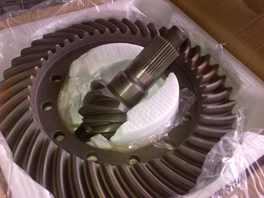 ขายจานบายศรีเดือยหมู 9500 โทร0920976322