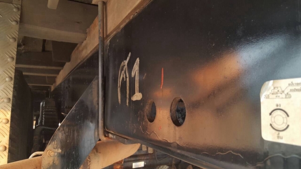 ขาย ISUZU FVM 32N2 230 แรงม้า กระบะล่อง ปี47