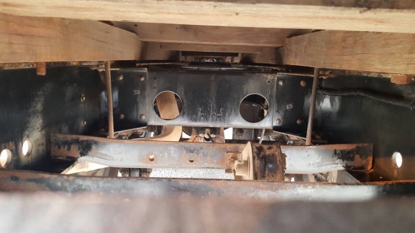 ขาย ISUZU FVM 32N2 230 แรงม้า กระบะล่อง ปี47