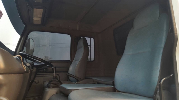 ขาย ISUZU FVM 32N2 230 แรงม้า กระบะล่อง ปี47