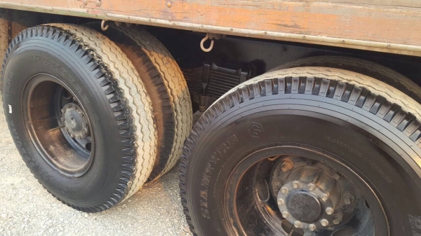 ขาย ISUZU FVM 32N2 230 แรงม้า กระบะล่อง ปี47