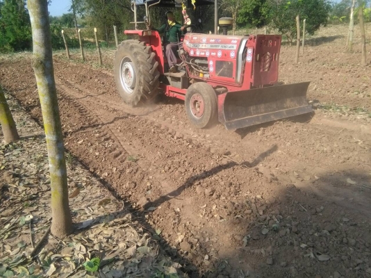 รถไถ แมสซี่ 390