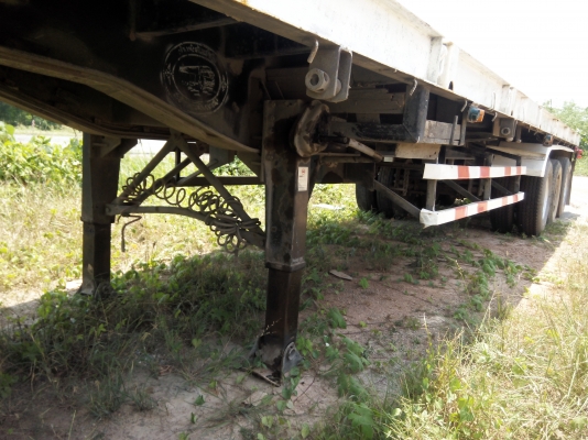 ขายหางพื้นเรียบสามมิตร 3 เพลาปี 2545 ราคา 350000