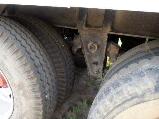 ขายหางพื้นเรียบสามมิตร 3 เพลาปี 2545 ราคา 350000