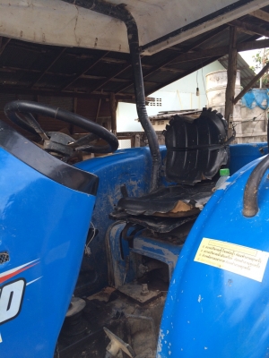 ขายรถไถแชมป์ MX 5900 สภาพดีเดิมๆพร้อมใช้งาน อุปกรณ์ครบ 2 ชิ้นมีพร้อมดันหน้า ผานพรวน