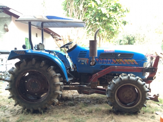 ขายรถไถแชมป์ MX 5900 สภาพดีเดิมๆพร้อมใช้งาน อุปกรณ์ครบ 2 ชิ้นมีพร้อมดันหน้า ผานพรวน