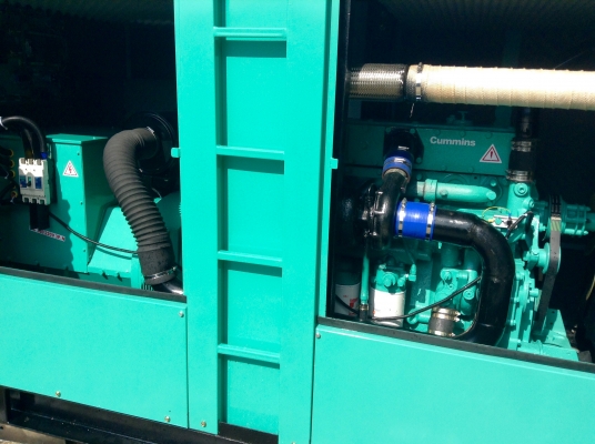 เครื่องปั่นไฟCUMMINS150kva. USA.รับประกัน12เดือน(จัดส่งฟรี)