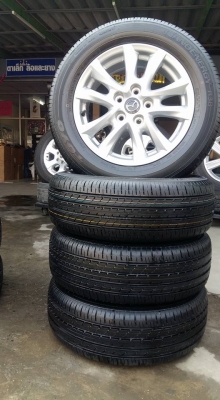 ขายล้อแม็กพร้อมยางป้ายแดง mazda3 16"