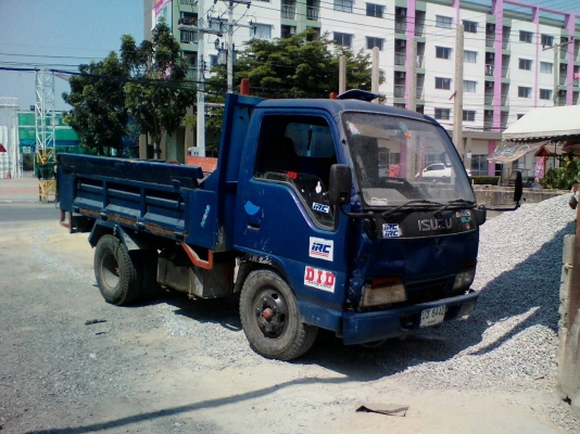 ขายสี่ล้อดรัมใส่เป็น6ล้อได้