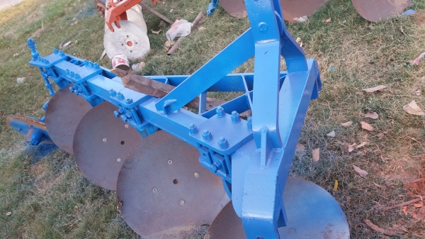 หางสี่ใส่รถไถฟอร์ด