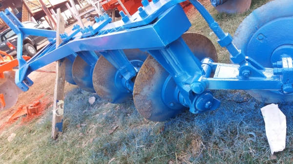 หางสี่ใส่รถไถฟอร์ด