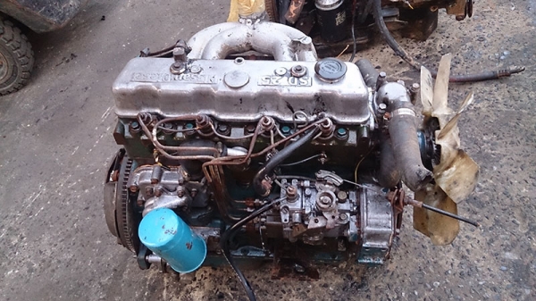 ขายเครื่องยนต์ดีเซล Nissan Sd23  13550 บาท