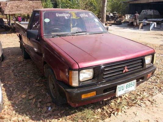 ขายรถกระบะ ราคาถูก สภาพดีพร้อมใช้งาน เอกสารพร้อมโอน สนใจโทร 090-8588220คุณนะ 093-3258446คุณบิว หรือเข้าดูสินค้าอื่นๆได้ที่ www.truck.in.th/498 หรือเพจFacebook ณรงค์ ซื้อขายรถมือสอง (เว็บไซต์ส่วนตัว) หรือFacebook คุณนะ รถบรรทุก