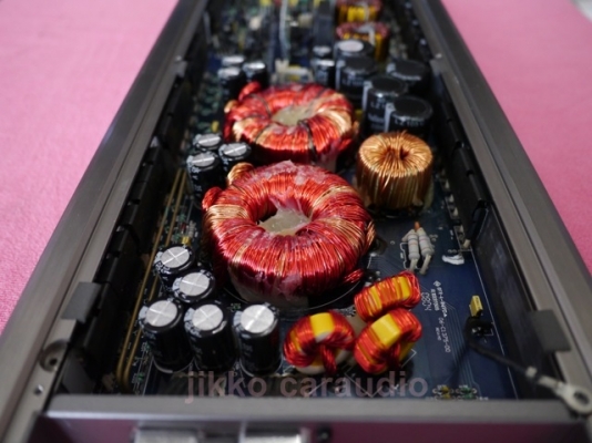 BOSTWICK Extreme EX-K2000.1 2,000W. RMS ตัวโชว์ โล๊ะ 7,770 by JIKKO