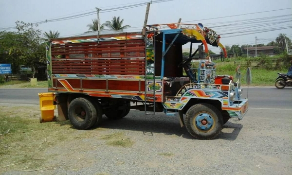 ขายรถอีแต๋น เครื่องRT140 สภาพสวยพร้อมใช้งาน เอกสารพร้อมโอน สนใจโทร 090-8588220คุณนะ 093-3258446คุณบิว หรือเข้าดูสินค้าอื่นๆได้ที่ www.truck.in.th/498 หรือเพจFacebook ณรงค์ ซื้อขายรถมือสอง (เว็บไซต์ส่วนตัว) หรือFacebook คุณนะ รถบรรทุก