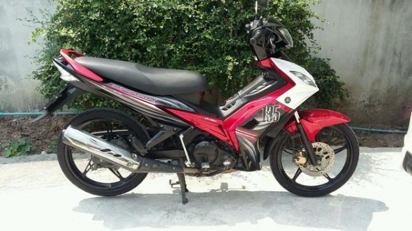 ขาย  Yamaha spark 135 i สีแดงขาว สวยๆครับ เครื่องเดิม สตาร์ทมือ สตาร์ทเท้าปกติ ชุดสีไม่มีแตก ทะเบียนไม่ขาดต่อ ล้อแม็กแท้จากศูนย์ ไมล์ใช้ได้ปกติ ระบบไฟ ระบบเบรค มาดูรถได้ที่ดอนเมือง กรุงเทพ 0891123302 ราคา 26500