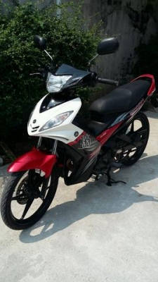 ขาย  Yamaha spark 135 i สีแดงขาว สวยๆครับ เครื่องเดิม สตาร์ทมือ สตาร์ทเท้าปกติ ชุดสีไม่มีแตก ทะเบียนไม่ขาดต่อ ล้อแม็กแท้จากศูนย์ ไมล์ใช้ได้ปกติ ระบบไฟ ระบบเบรค มาดูรถได้ที่ดอนเมือง กรุงเทพ 0891123302 ราคา 26500