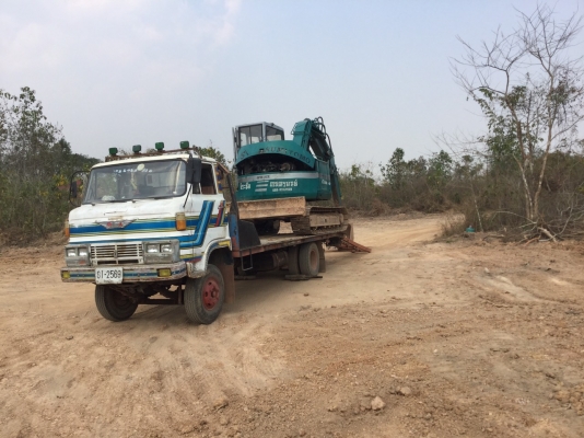 ขายคู่แบคโฮ+เทอร์เลอร์ 650,000