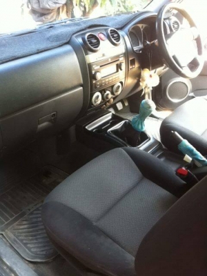 ต้องการขายDMAXสภาพสวยใช้งานน้อย ปี 2553 รถบ้านมือเดียวป้ายแดง