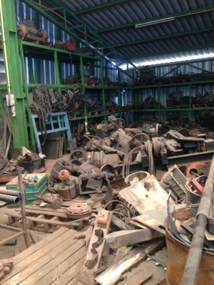 ขายโละเครื่องยนต์เก่าอะไหร่เก่าฟอร์คลิฟต์