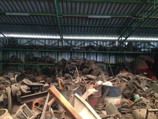 ขายโละเครื่องยนต์เก่าอะไหร่เก่าฟอร์คลิฟต์