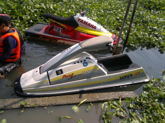 yamaha superjet 650 เรือยืนเดิมๆสวยๆ ใบสแตนเลสแต่งเครื่องติดนิ่มขับง่าย
