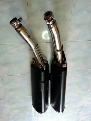 ขายท่อเดิม SUZUKI HAYABUZA 1300 ปี 2012 ราค า 3,990 บาท พร้อมส่ง โทร 099 - 1986308 ขายท่อเดิม SUZUKI HAYABUZA 1300 ปี 2012 ราค า 3,990 บาท พร้อมส่ง โทร 099 - 1986308