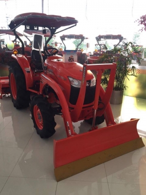 ด่วนๆๆๆ L3608SP (รถใหม่) ดาวน์ 30,000 บาทเท่านั้น แถมฟรีดอกเบี้ย 10 เดือน