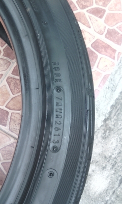 ขายยาง Dunlop LM703 215/45/17 ปี 13