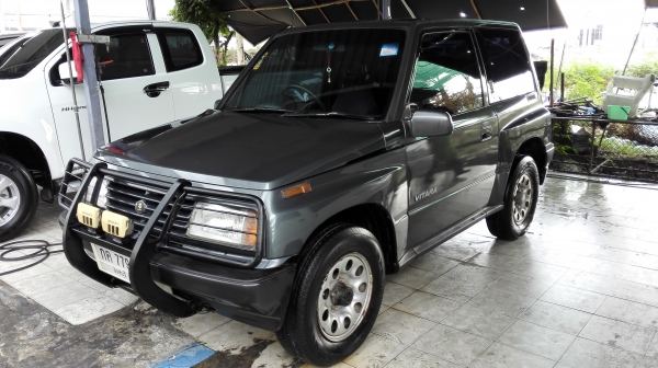 ซูซูกิวีทาร่า 3ประตู เกียร์ธรรมดา 4W รถบ้าน สวยเดิมๆ