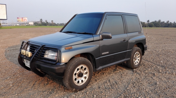 ซูซูกิวีทาร่า 3ประตู เกียร์ธรรมดา 4W รถบ้าน สวยเดิมๆ