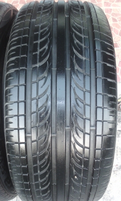 ขายยาง Kumho 215/45/17 ปี 12*13