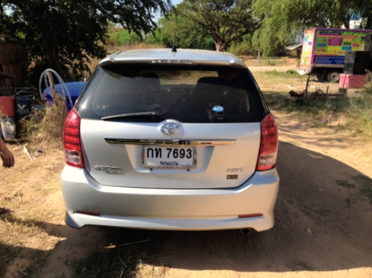 ขาย TOYOTA WISH 2000 CC. ปี2006 AUTO รุ่นTOP ซันลูฟ รถบ้าน