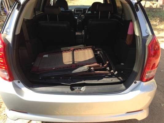 ขาย TOYOTA WISH 2000 CC. ปี2006 AUTO รุ่นTOP ซันลูฟ รถบ้าน