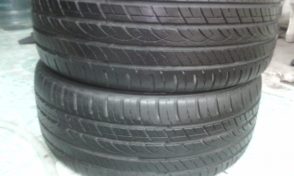 ขายยาง Tracmax 215/40/17 ปี 12