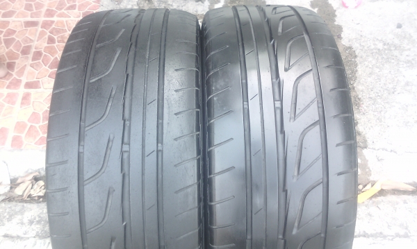 ขายยาง Bridgestone 225/45/17 ปี 10