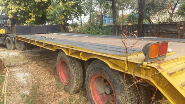 ขายรถบรรทุกแม็คโฮ หัวลาก ฮีโน่ FR608A EF550-300แรง 2เพา หางโลเบส 2เพา ลากแม็กโค 200-320 สภาพดีพร้อมใช้ ทะเบียนพร้อมโอน