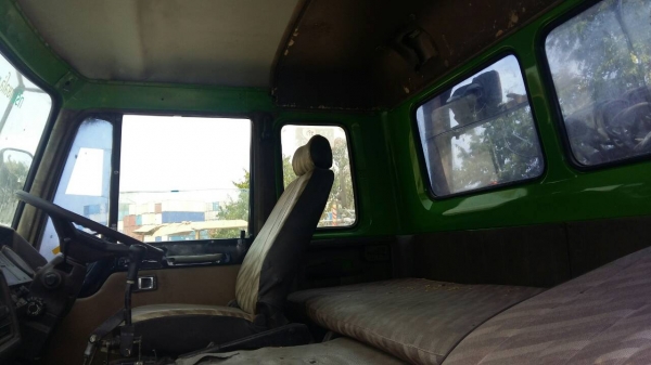 ขายรถบรรทุกแม็คโฮ หัวลาก ฮีโน่ FR608A EF550-300แรง 2เพา หางโลเบส 2เพา ลากแม็กโค 200-320 สภาพดีพร้อมใช้ ทะเบียนพร้อมโอน