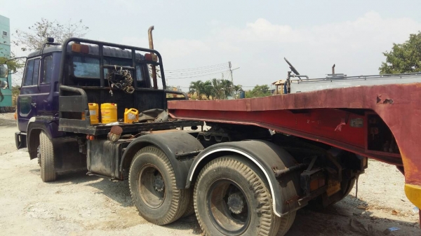 ขายรถบรรทุกแม็คโฮ หัวลาก ฮีโน่ FR608A EF550-300แรง 2เพา หางโลเบส 2เพา ลากแม็กโค 200-320 สภาพดีพร้อมใช้ ทะเบียนพร้อมโอน