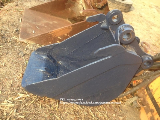 FROM JAPAN BUCKET บุ๊งกี๋ปากแคบสำหรับรถขุดไซค์ 100,120 / รูสลัก:60 มิล ราคาเพียง 15,500 บาท สนใจรีบติดต่อ 0819337688