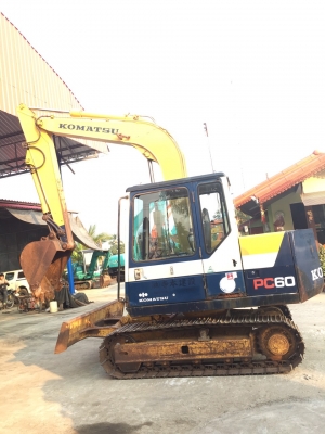 ขายด่วน รถขุด KOMATSU PC60-6   เก่าญี่ปุ่น  สภาพสวย เดิมๆ   สนใจลองระบบกันได้ทุกวันจ้า  โทร 089-7462641  สุวรรณีจ้า