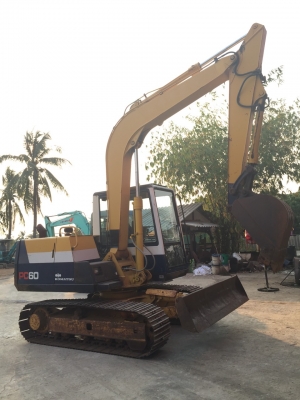 ขายด่วน รถขุด KOMATSU PC60-6   เก่าญี่ปุ่น  สภาพสวย เดิมๆ   สนใจลองระบบกันได้ทุกวันจ้า  โทร 089-7462641  สุวรรณีจ้า