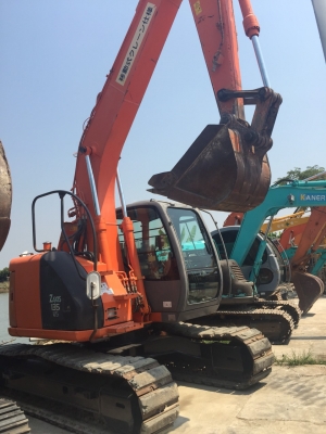 ขายด่วน รถขุด HITACHI ZX135US ปี 2006  สภาพสวย มีลายหัวกระแทก  เก่าญี่ปุ่น  เครื่อง ปั๊มดี   เอวแน่น  สนใจโทร  089-7462641สุวรรณีจ้า